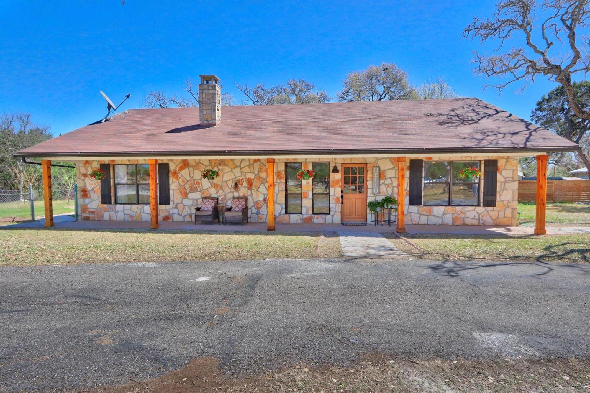 Pancho And Lefty'S - Place Wimberley Bagian luar foto